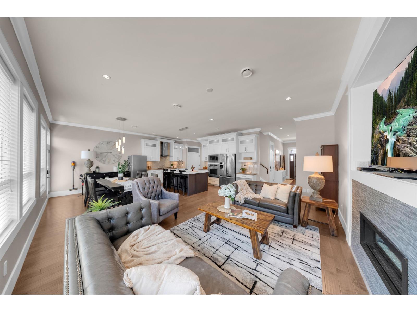 20966 80b Avenue, Langley, British Columbia  V2Y 0R2 - Photo 3 - R3147517