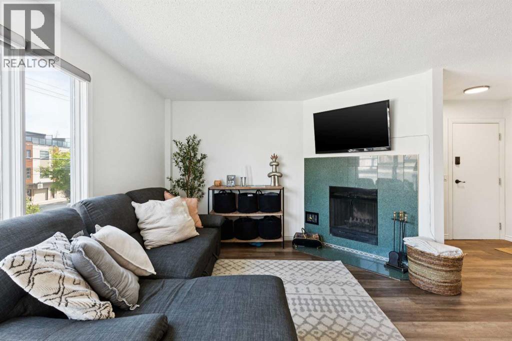 5, 1606 34 Avenue SW, Calgary, Alberta  T2T 2B4 - Photo 5 - A2328676