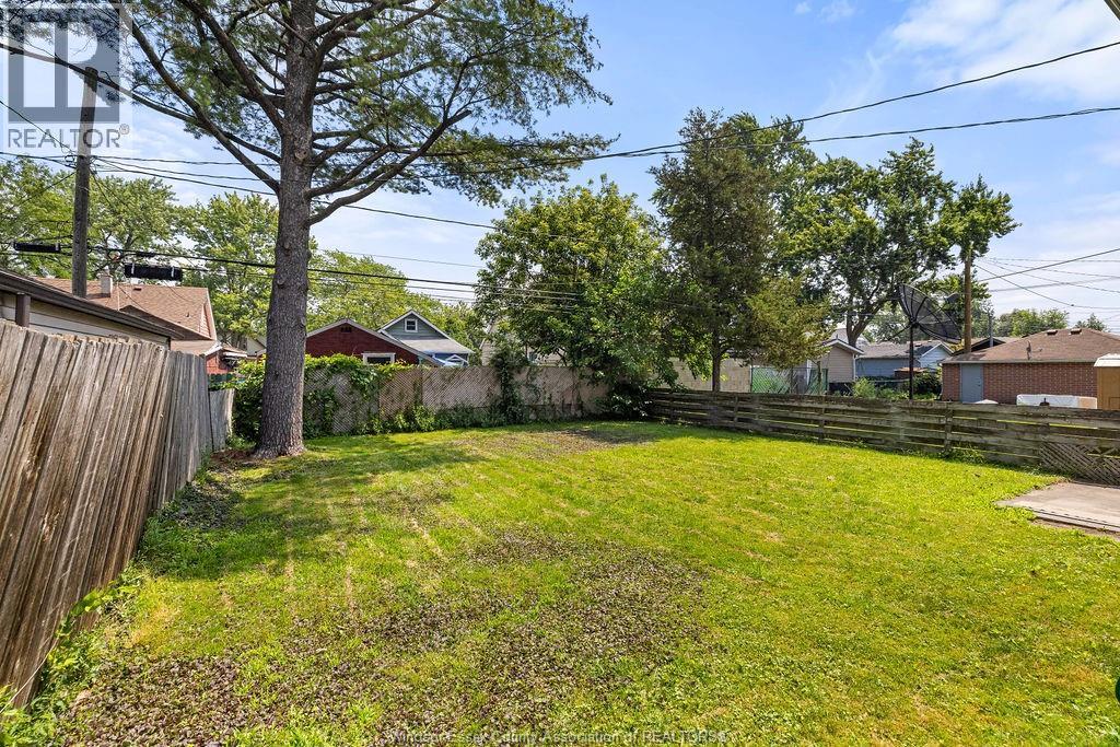 2446 Alexis, Windsor, Ontario  N8W 3Z5 - Photo 22 - 26017675