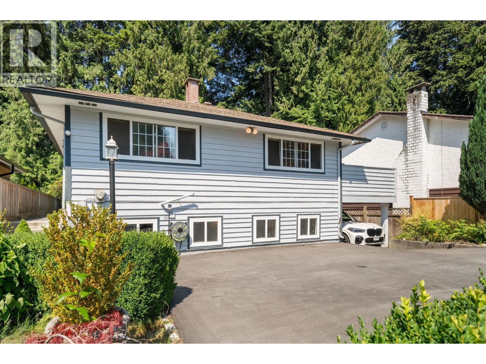 1118 Wendel Place, North Vancouver, British Columbia  V7K 2W1 - Photo 3 - R3149057