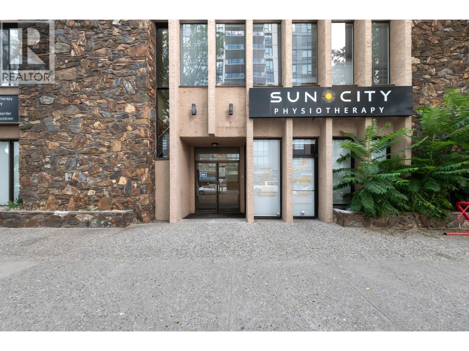 1470 St. Paul Street Unit# 201 & 202, Kelowna, British Columbia V1Y 2E6 - Photo 2 - 10395289