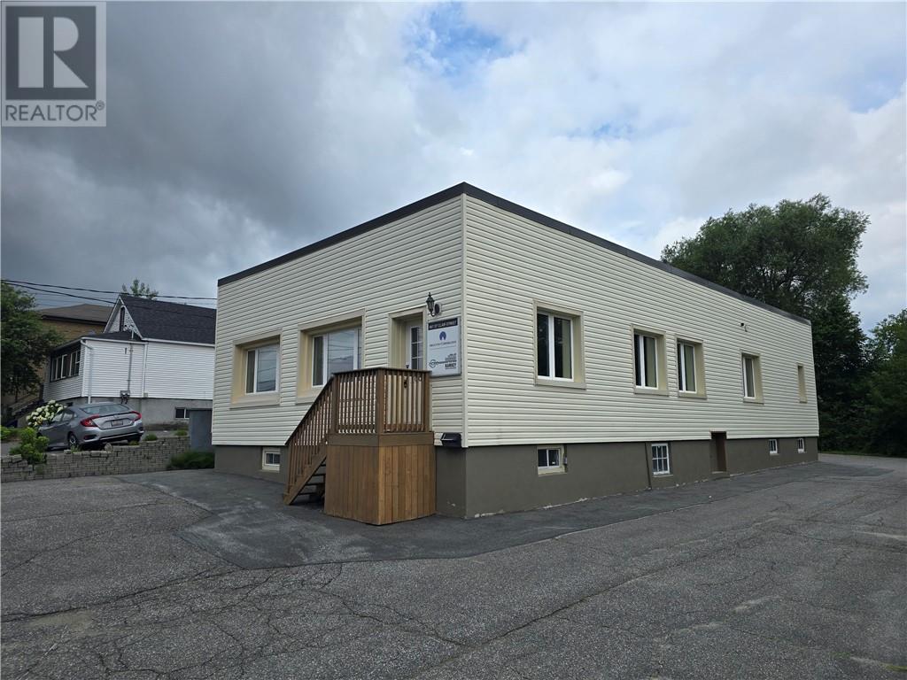 667 St Clair Street, Greater Sudbury