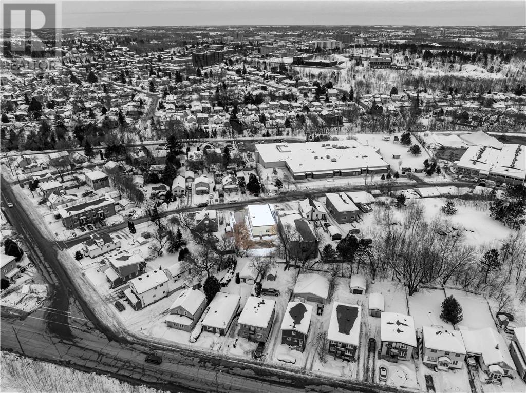 667 St Clair Street, Greater Sudbury, Ontario  P3E 4G9 - Photo 27 - 2126668