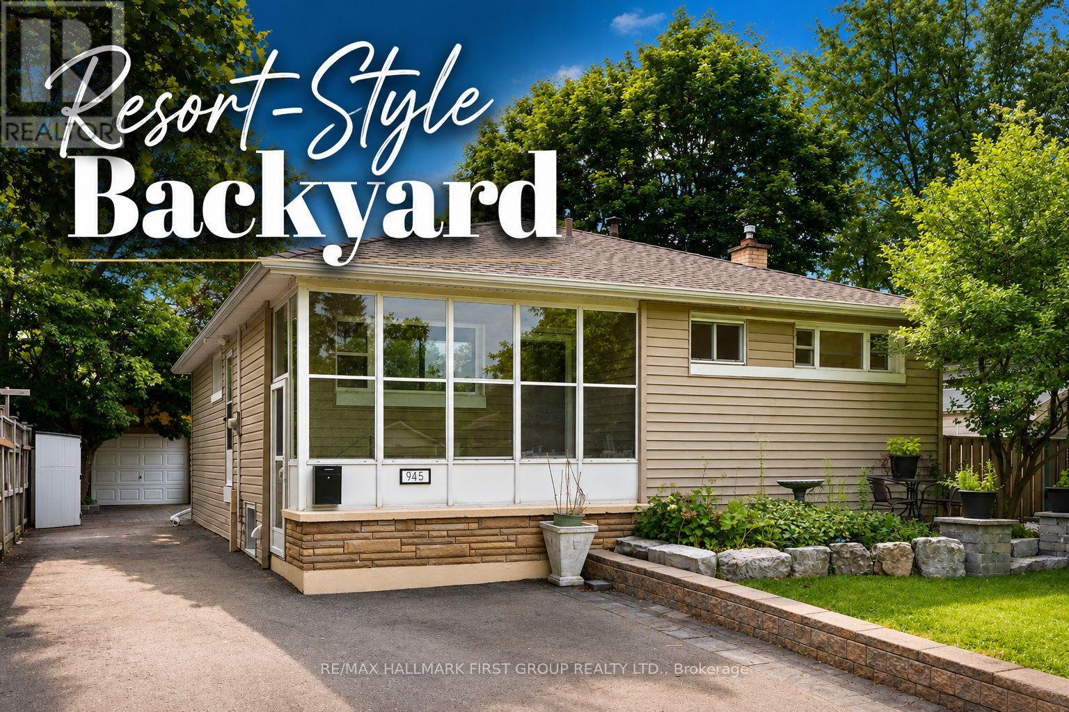 945 DONOVAN CRESCENT, Whitby (Williamsburg)