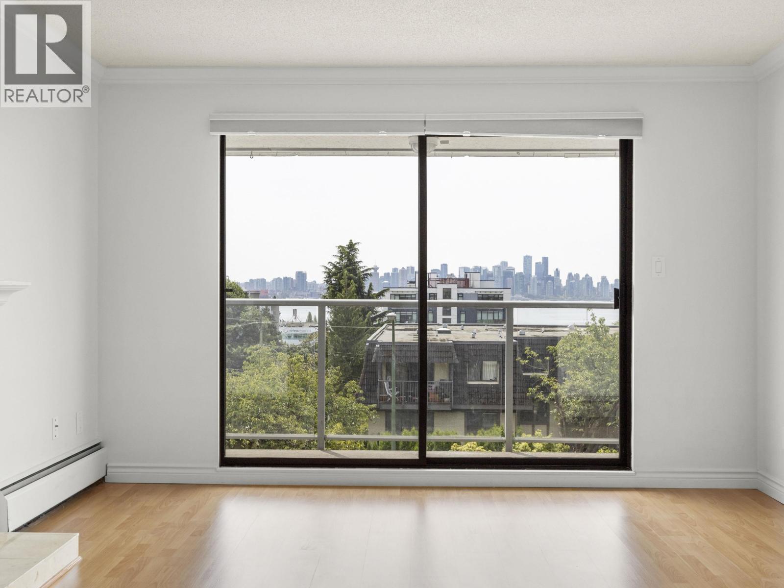 307 308 W 2nd Street, North Vancouver, British Columbia  V7M 1E1 - Photo 14 - R3148787