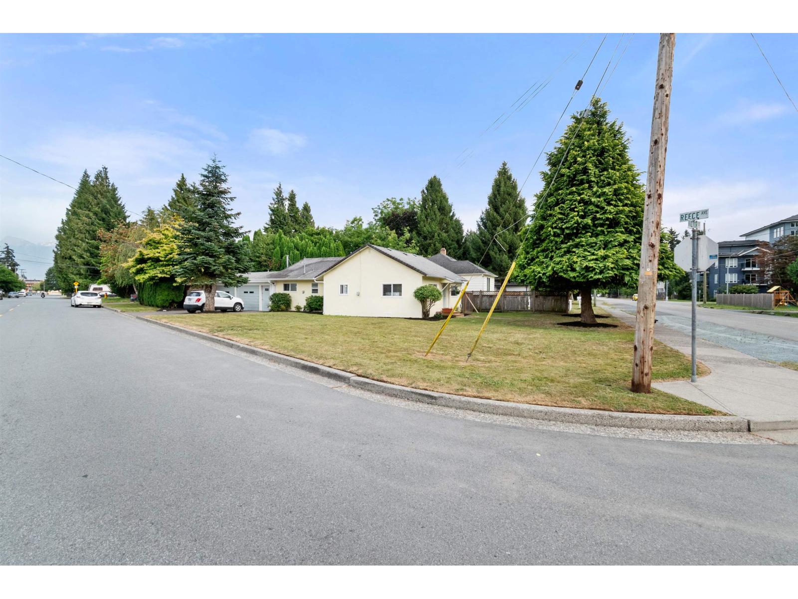9570 VICTOR STREET|Chilliwack Proper East — photo 32