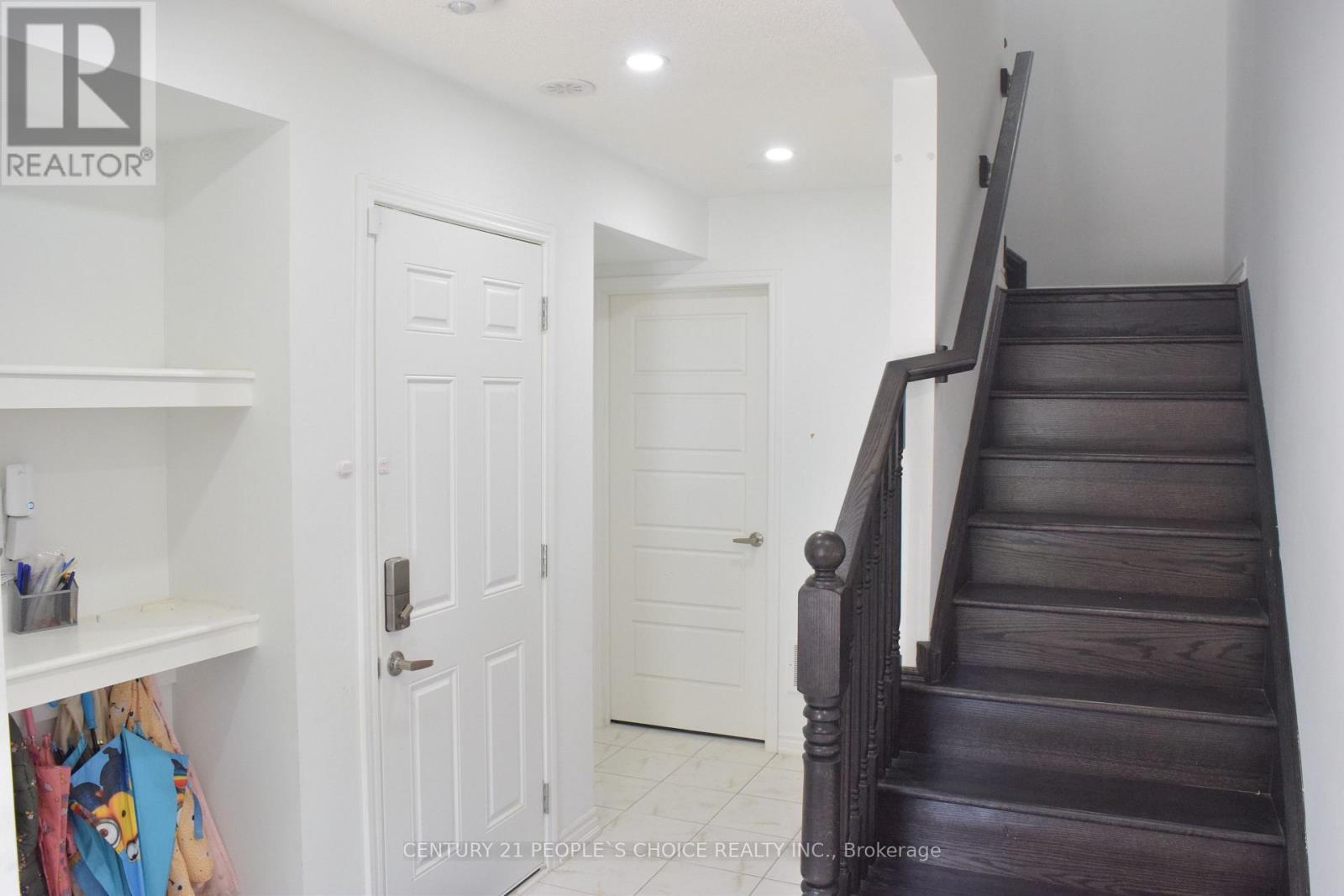 1267 Hop Place, Milton, Ontario  L9E 1S4 - Photo 3 - W13540676