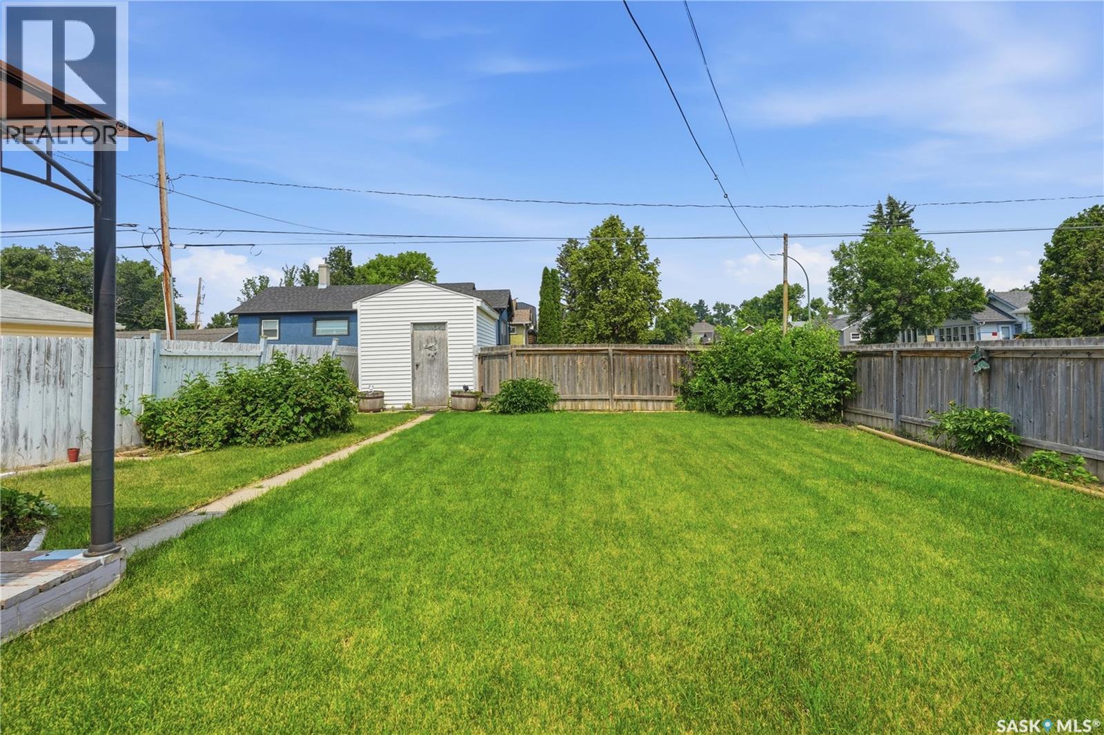700 College Avenue, Regina, Saskatchewan  S4N 0X7 - Photo 38 - SK043373