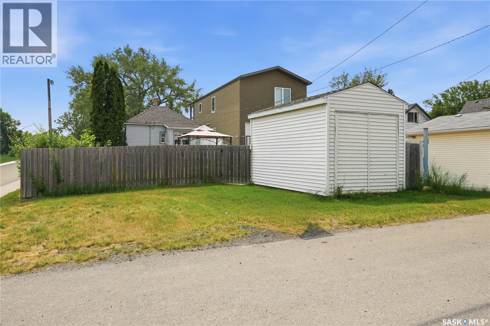 700 College Avenue, Regina, Saskatchewan  S4N 0X7 - Photo 40 - SK043373