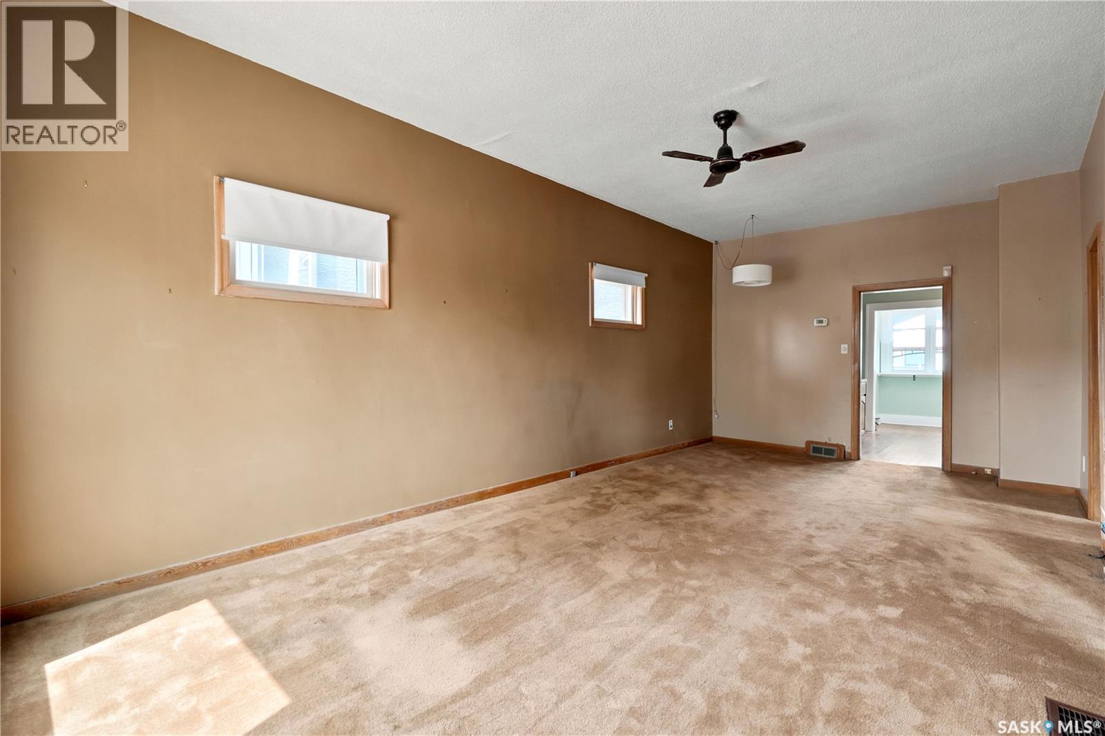 700 College Avenue, Regina, Saskatchewan  S4N 0X7 - Photo 5 - SK043373