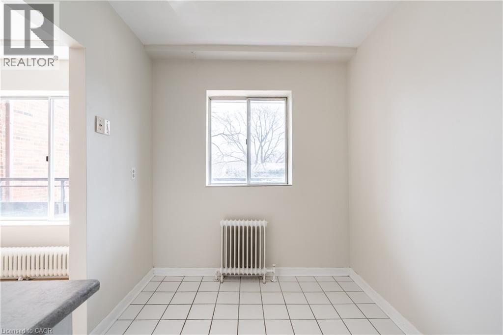2433 First Street Unit# 9, Burlington, Ontario  L7R 1C7 - Photo 18 - 40834470