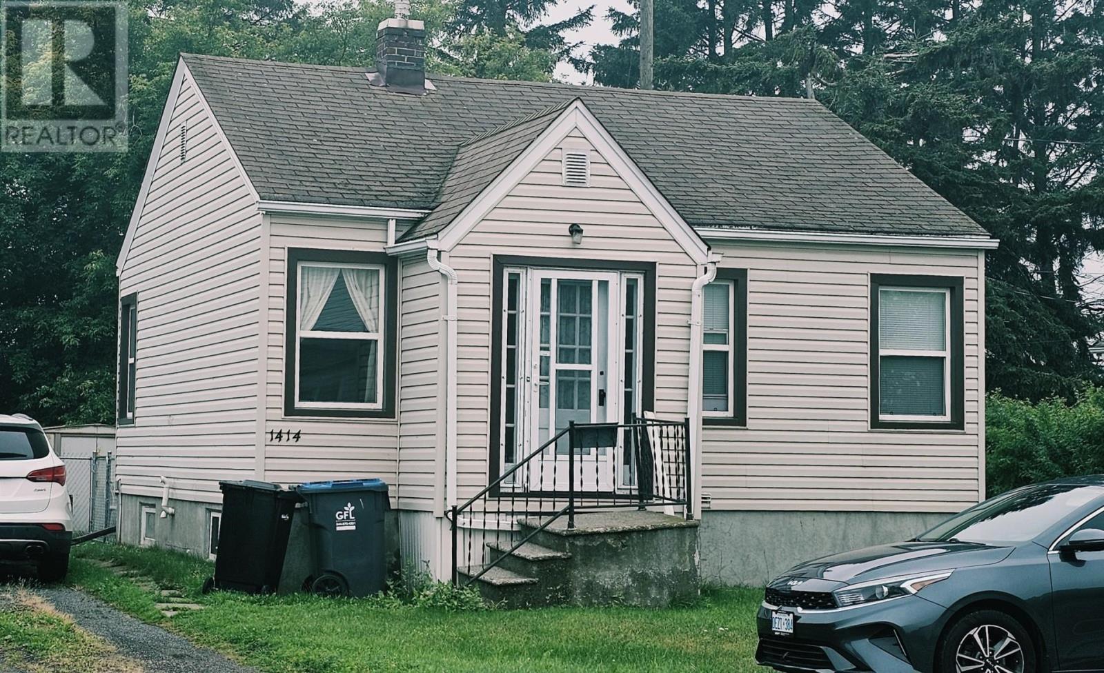 1414 Gore St W, Thunder Bay, Ontario  P7E 3T9 - Photo 1 - TB2602073