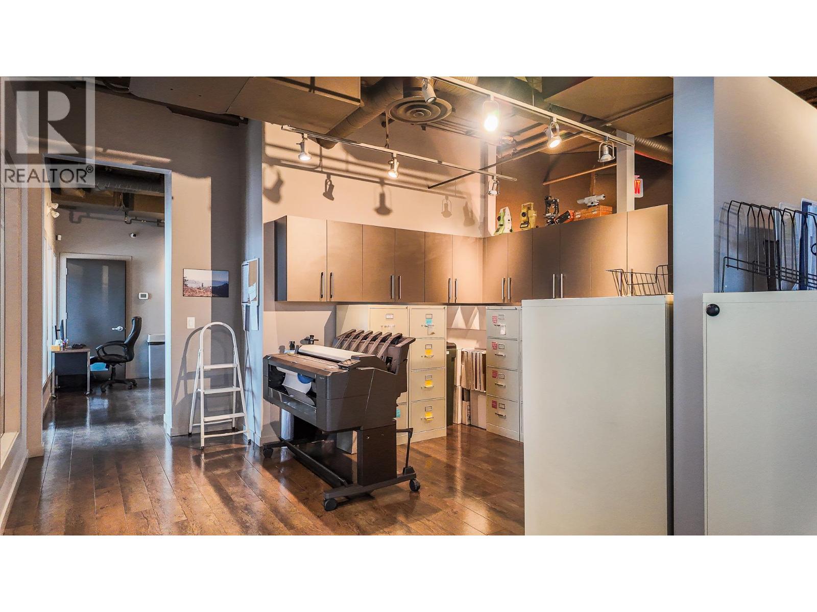 1630 Pandosy Street Unit# 404/405, Kelowna, British Columbia V1Y 1P7 - Photo 14 - 10394847