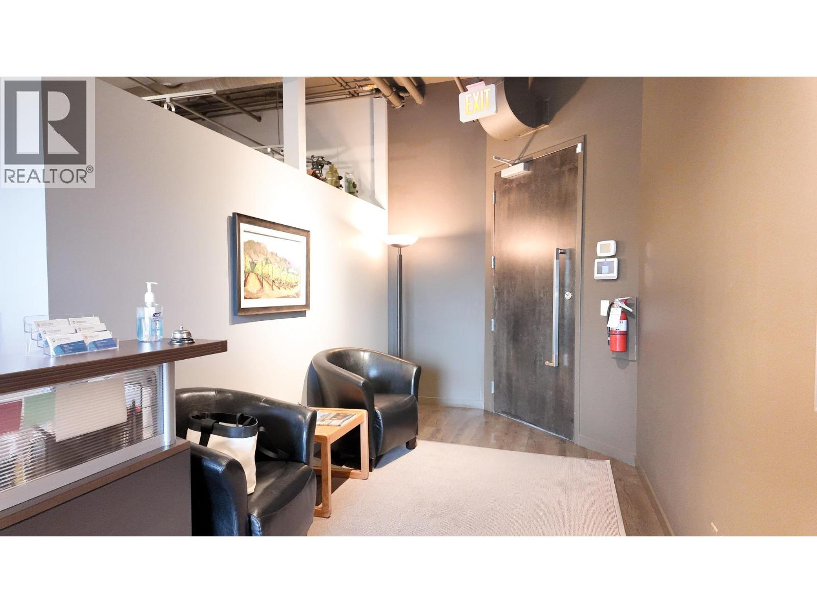 1630 Pandosy Street Unit# 404/405, Kelowna, British Columbia V1Y 1P7 - Photo 3 - 10394847