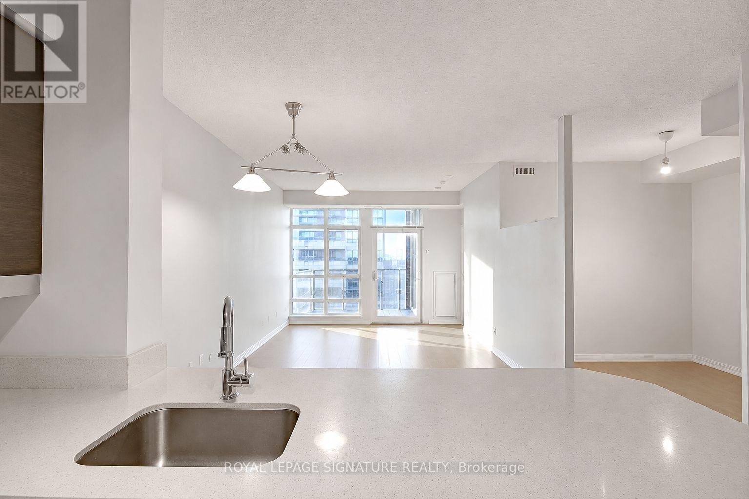 2609 - 125 Western Battery Road, Toronto, Ontario  M6K 3R8 - Photo 7 - C13595098
