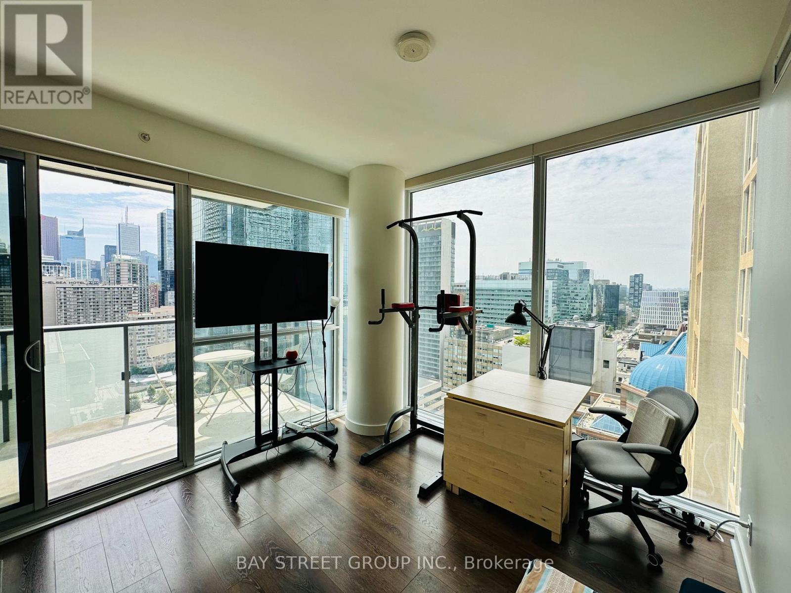 2103 - 15 Grenville Street, Toronto, Ontario  M4Y 0B9 - Photo 10 - C13595170