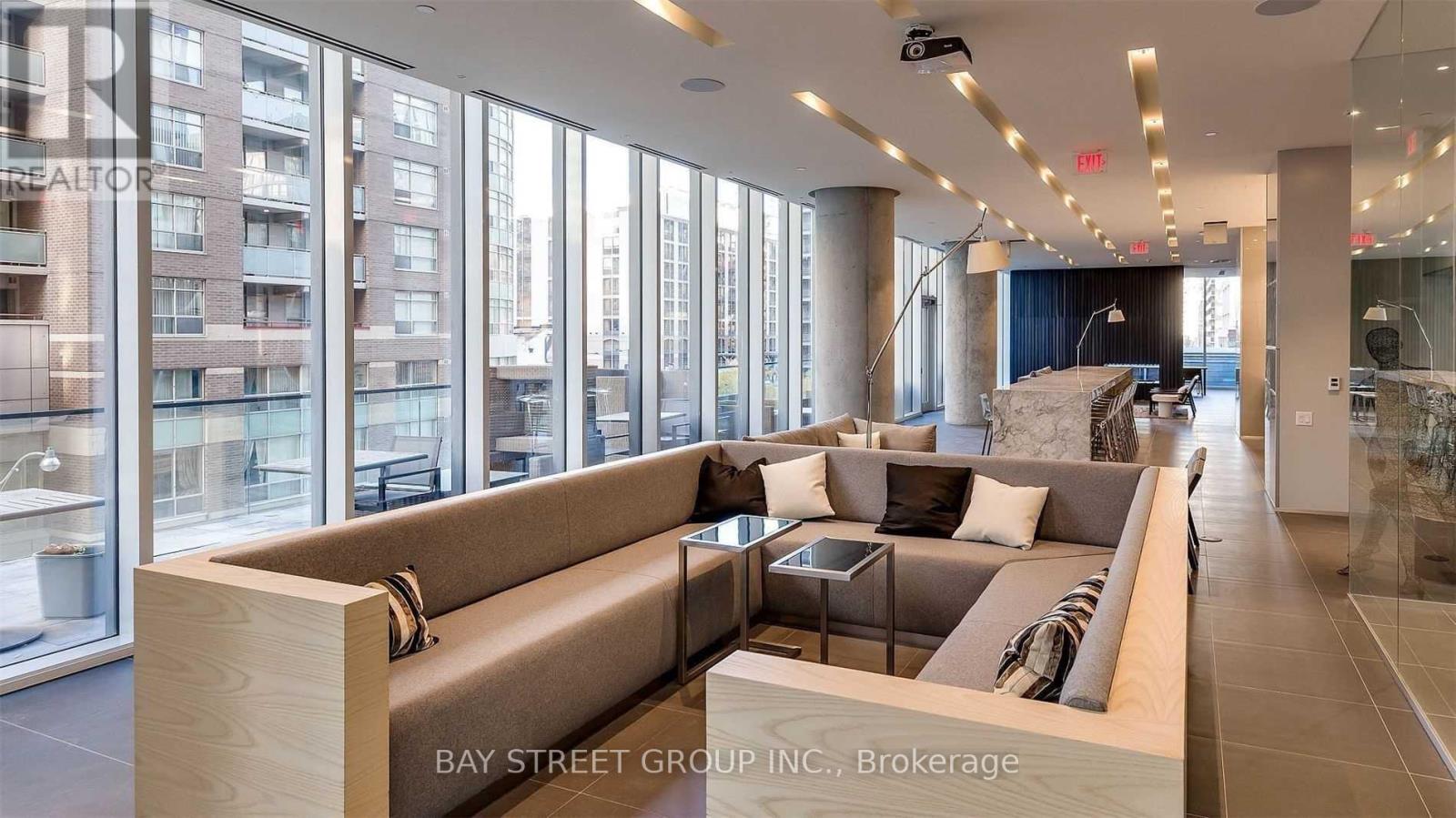 2103 - 15 Grenville Street, Toronto, Ontario  M4Y 0B9 - Photo 20 - C13595170