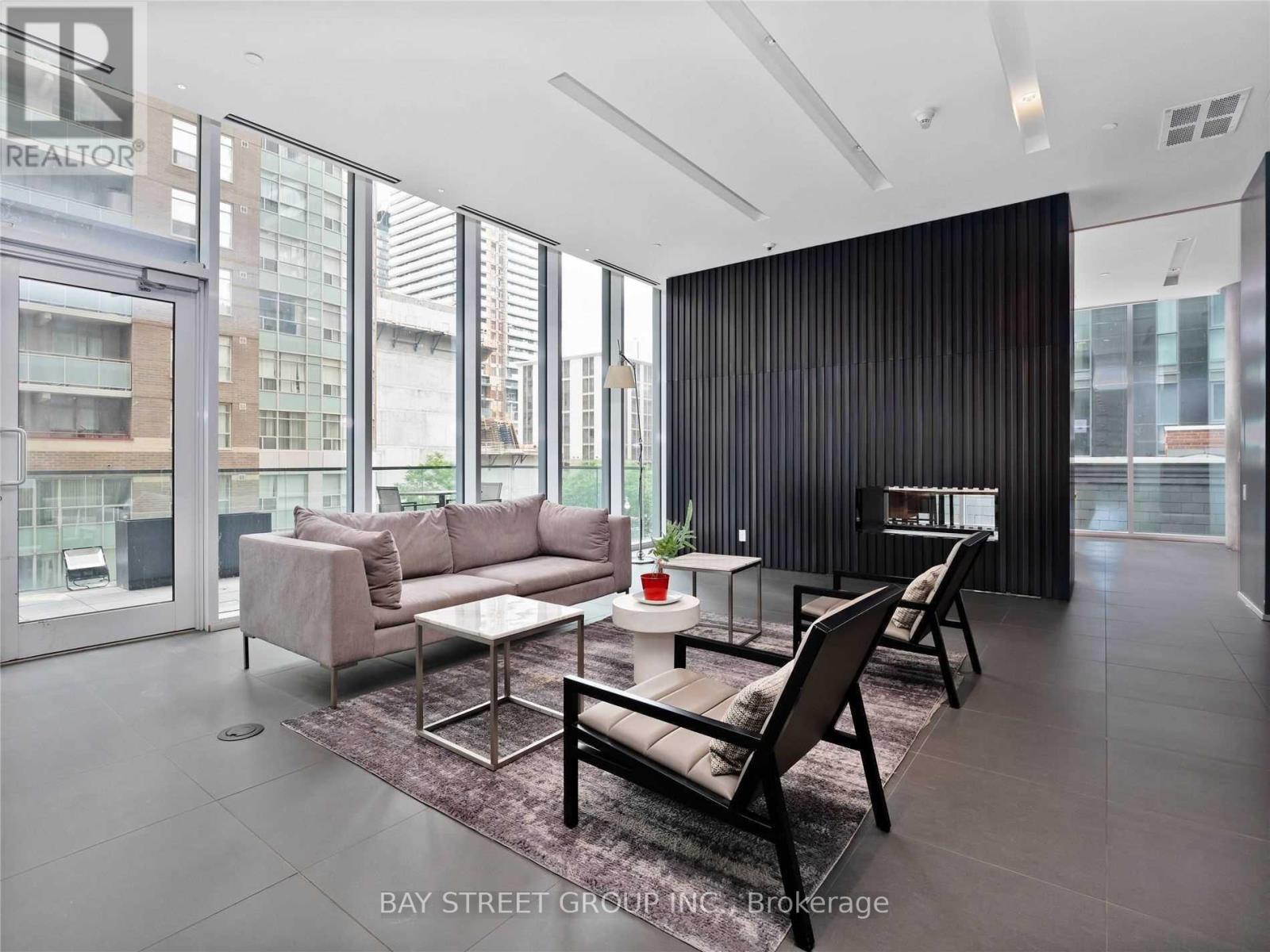 2103 - 15 Grenville Street, Toronto, Ontario  M4Y 0B9 - Photo 21 - C13595170