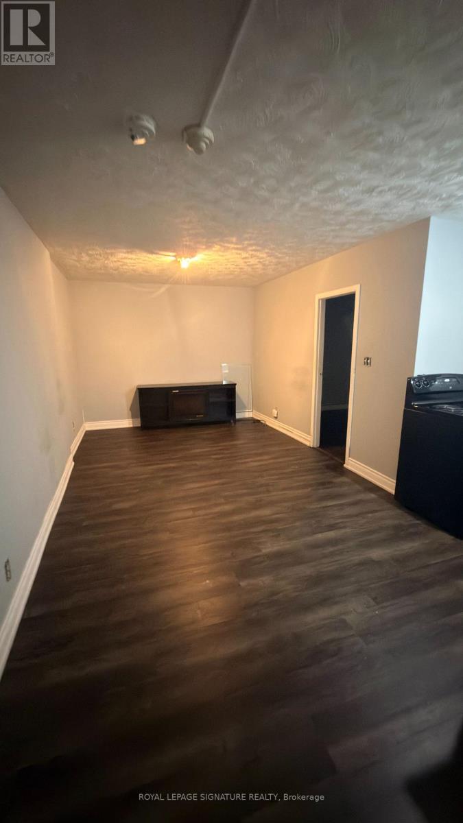 7 - 92 Wolfe Street, Oshawa, Ontario  L1H 3T6 - Photo 3 - E13595116