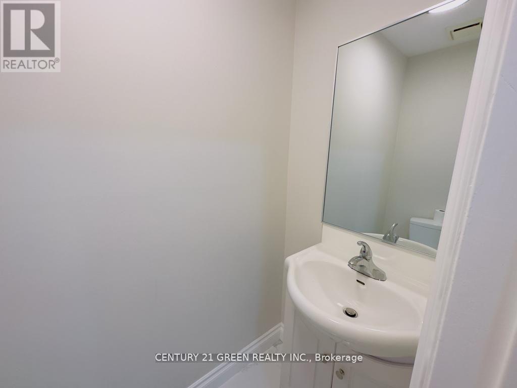 24 Sullivan Drive, Ajax, Ontario  L1T 3L3 - Photo 11 - E13595162
