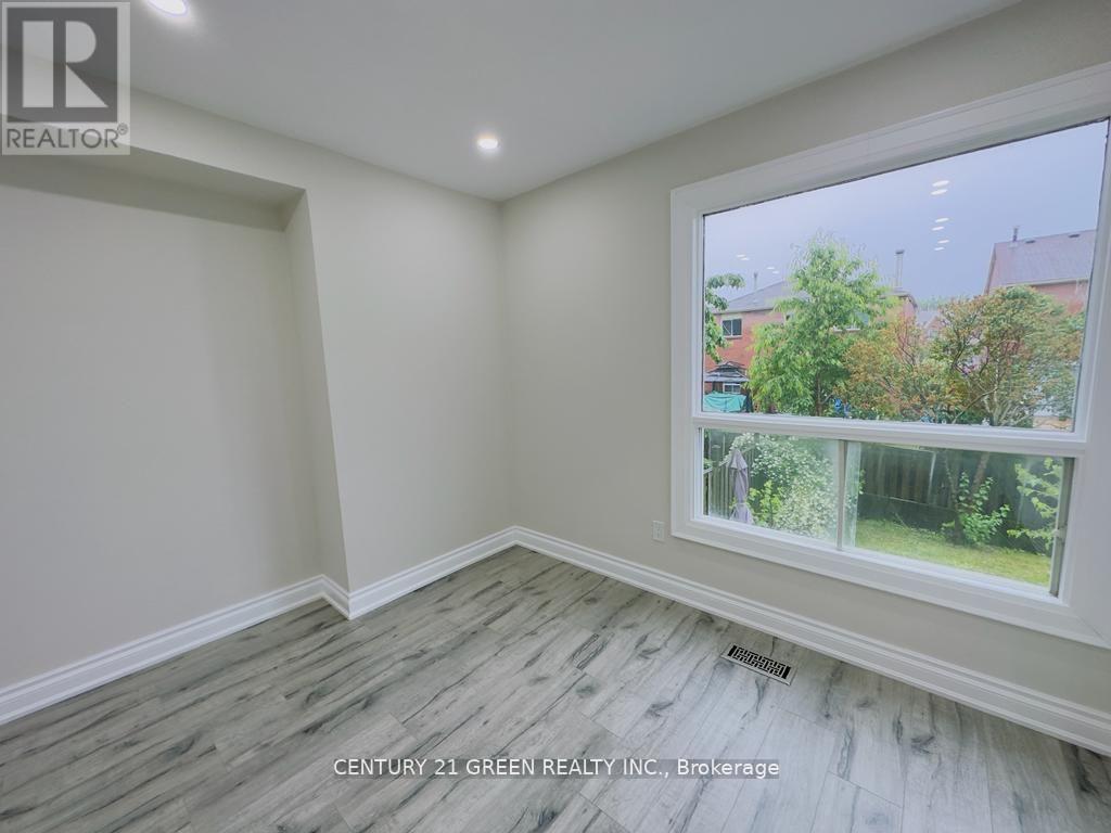 24 Sullivan Drive, Ajax, Ontario  L1T 3L3 - Photo 18 - E13595162