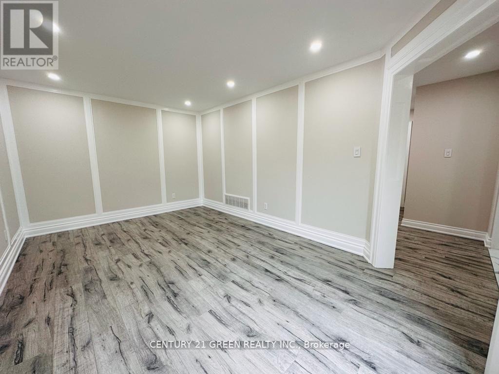 24 Sullivan Drive, Ajax, Ontario  L1T 3L3 - Photo 4 - E13595162
