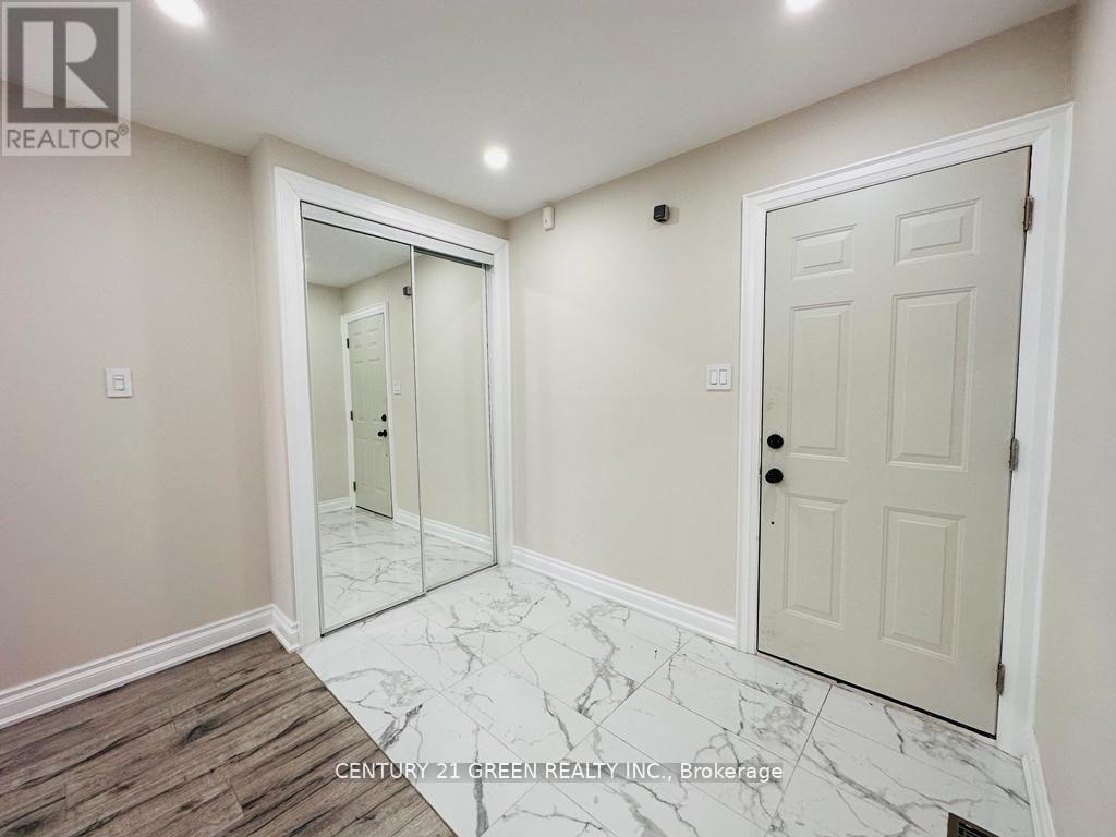24 Sullivan Drive, Ajax, Ontario  L1T 3L3 - Photo 7 - E13595162