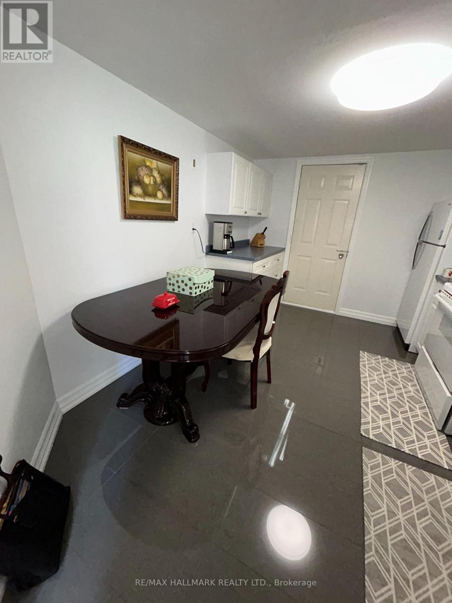110 Trinnell Boulevard, Toronto, Ontario  M1L 1S7 - Photo 10 - E13595240