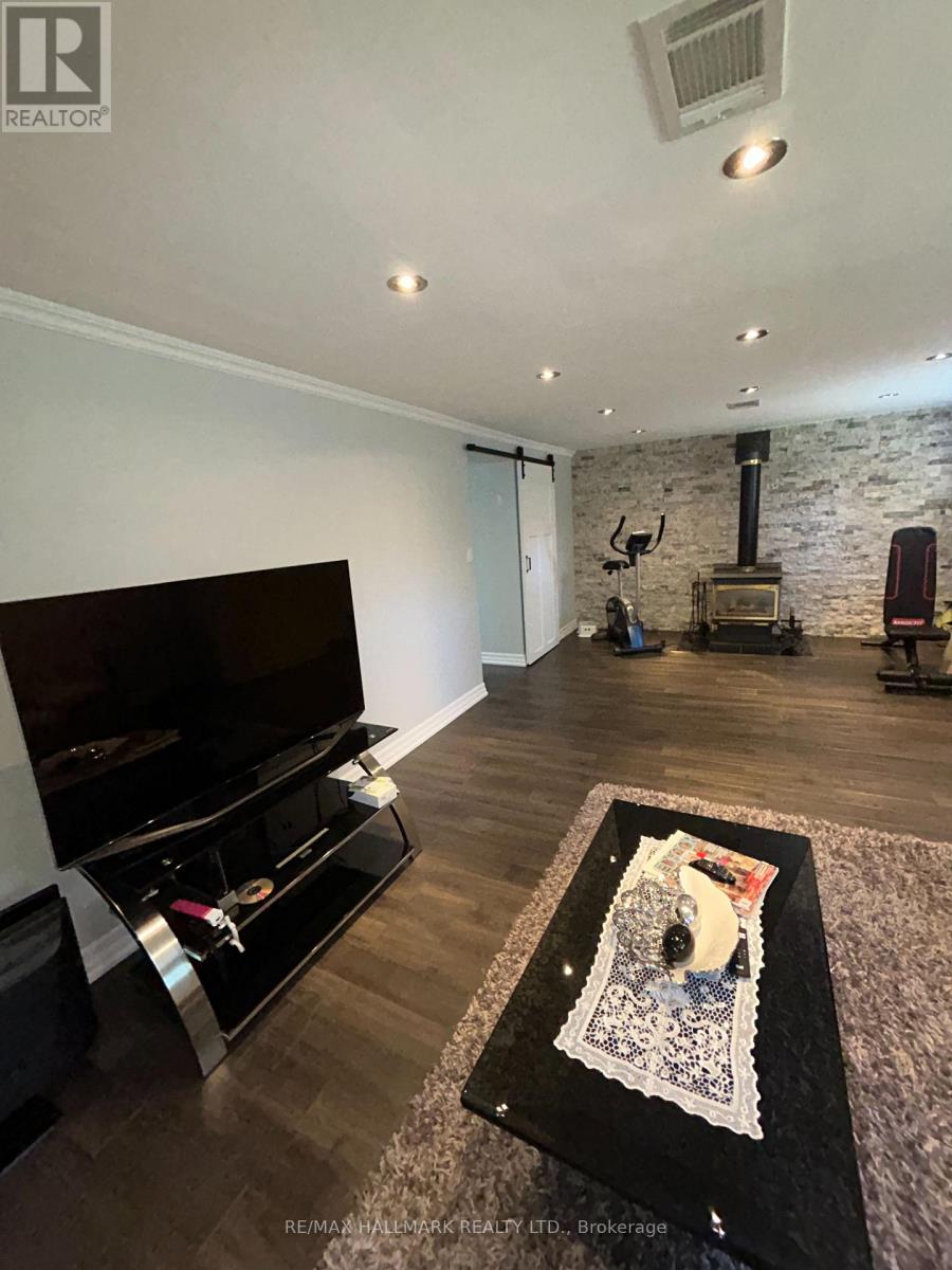 110 Trinnell Boulevard, Toronto, Ontario  M1L 1S7 - Photo 14 - E13595240