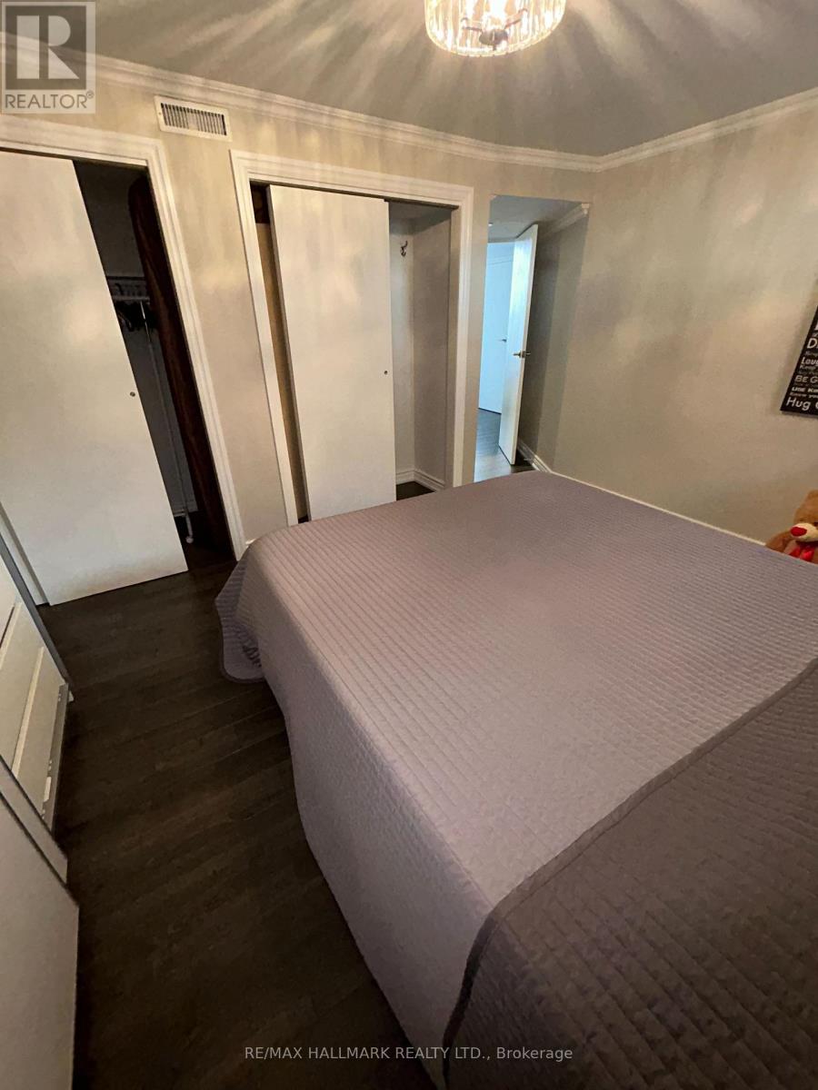 110 Trinnell Boulevard, Toronto, Ontario  M1L 1S7 - Photo 4 - E13595240