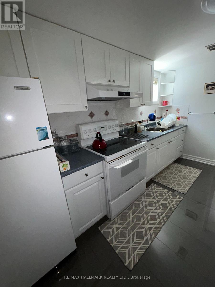 110 Trinnell Boulevard, Toronto, Ontario  M1L 1S7 - Photo 9 - E13595240