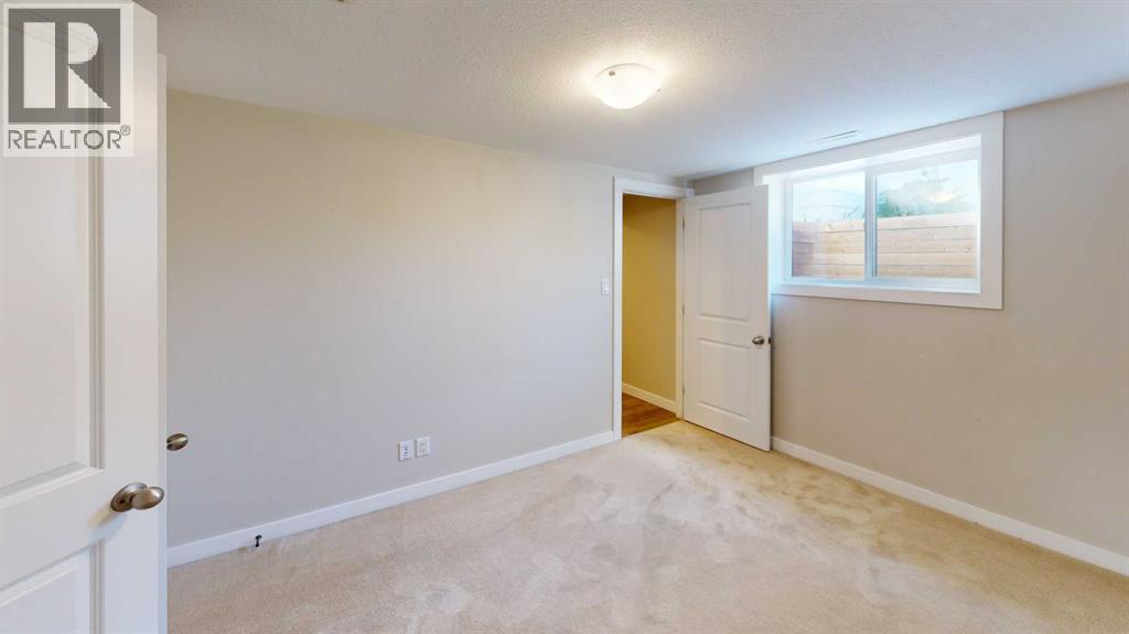 2005 26 Street S, Lethbridge, Alberta  T1K 2N8 - Photo 5 - A2327390