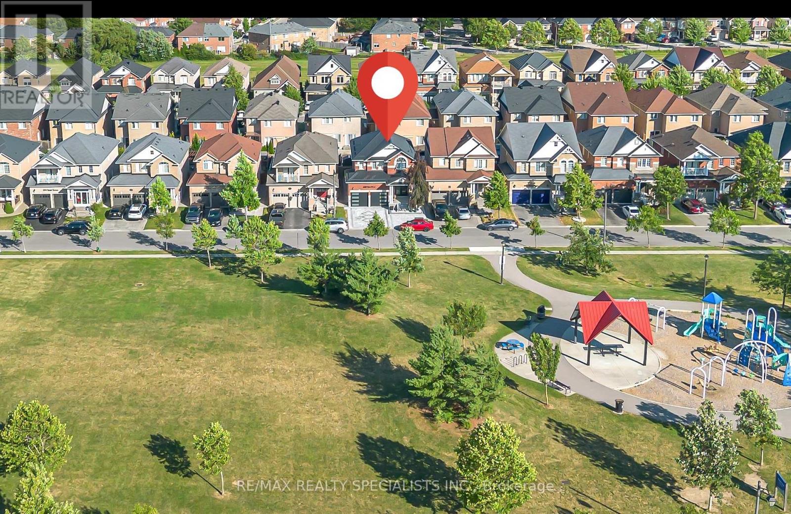 1328 Rolph Terrace, Milton, Ontario  L9T 7C8 - Photo 4 - W13595176