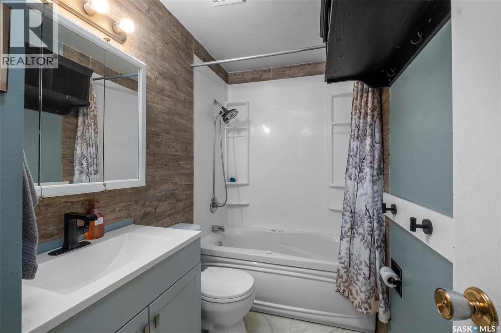 209 Macdowall Crescent, Prince Albert, Saskatchewan  S6V 6N4 - Photo 15 - SK043422