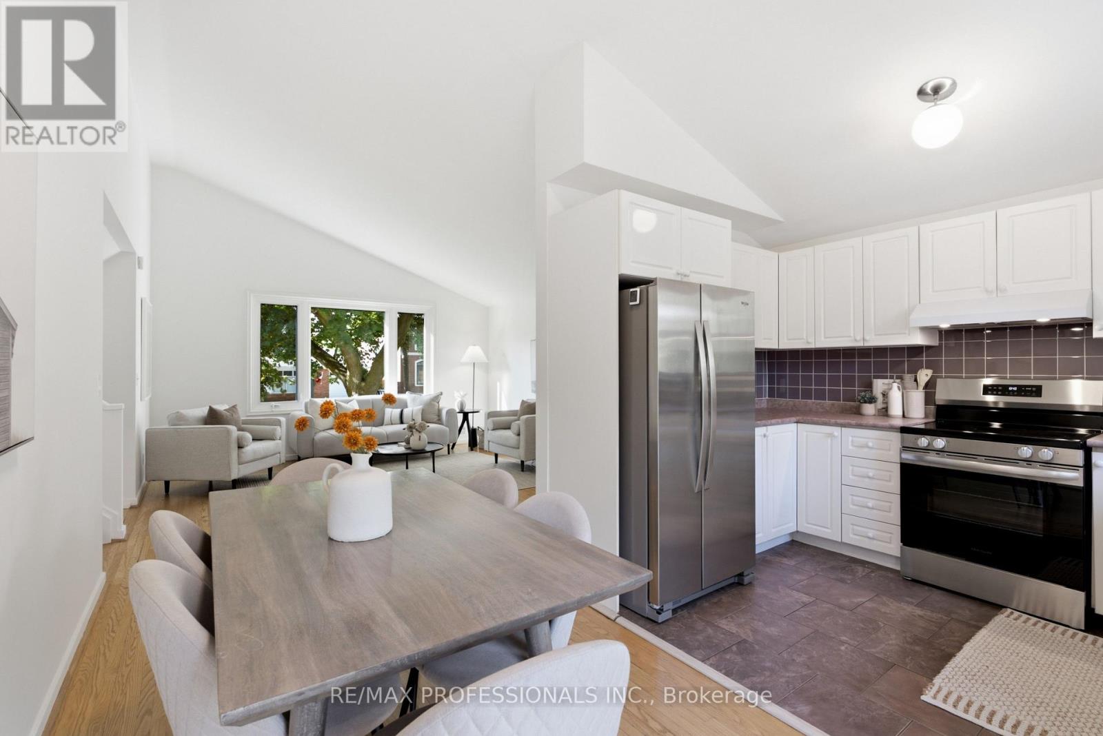 89 Glen Agar Drive, Toronto, Ontario  M9B 5M3 - Photo 14 - W13594220