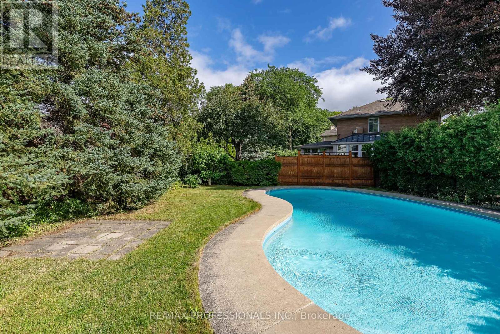 89 Glen Agar Drive, Toronto, Ontario  M9B 5M3 - Photo 40 - W13594220