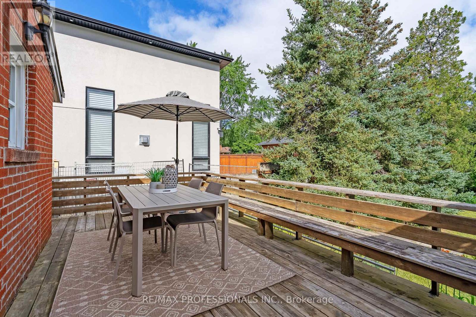 89 Glen Agar Drive, Toronto, Ontario  M9B 5M3 - Photo 37 - W13594220