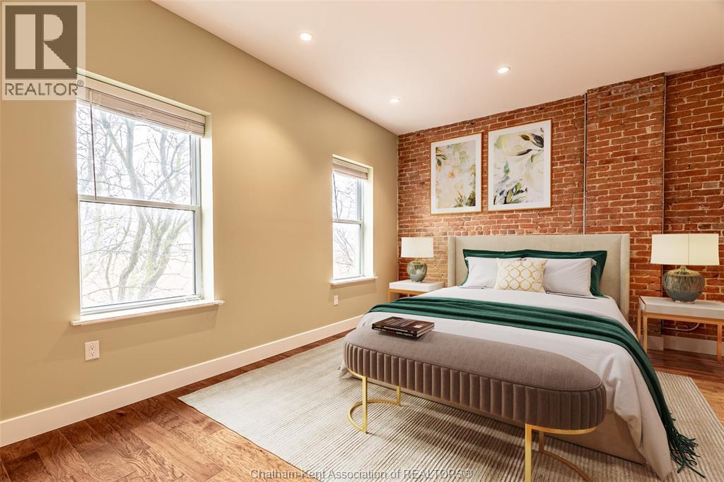 69 King STREET West Unit# 202