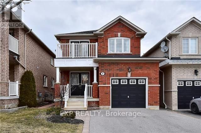 8 RAMPART CRESCENT, Whitby, Ontario