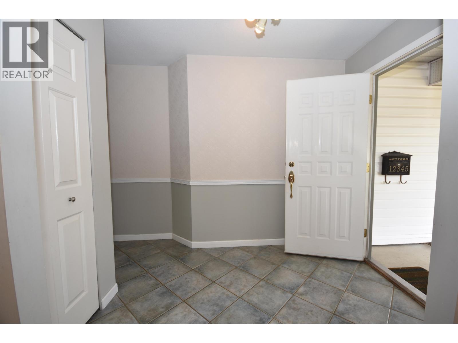 4857 59 Street, Delta, British Columbia  V4K 4L7 - Photo 3 - R3149102