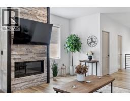 712 Lake Court, West Kelowna, British Columbia  V1Z 0A3 - Photo 4 - 10395521