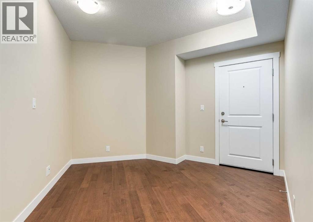 408, 32 Varsity Estates Circle NW, Calgary, Alberta  T3A 2Y1 - Photo 4 - A2329328
