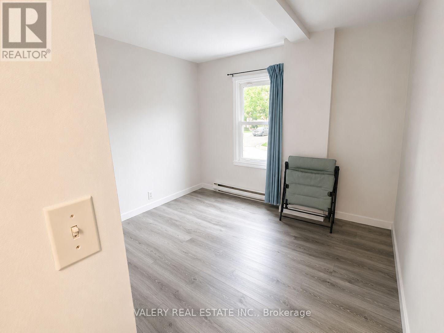 1099 Henry Ford Centre Dr Drive, Windsor, Ontario  N8Y 2T4 - Photo 10 - X13595362