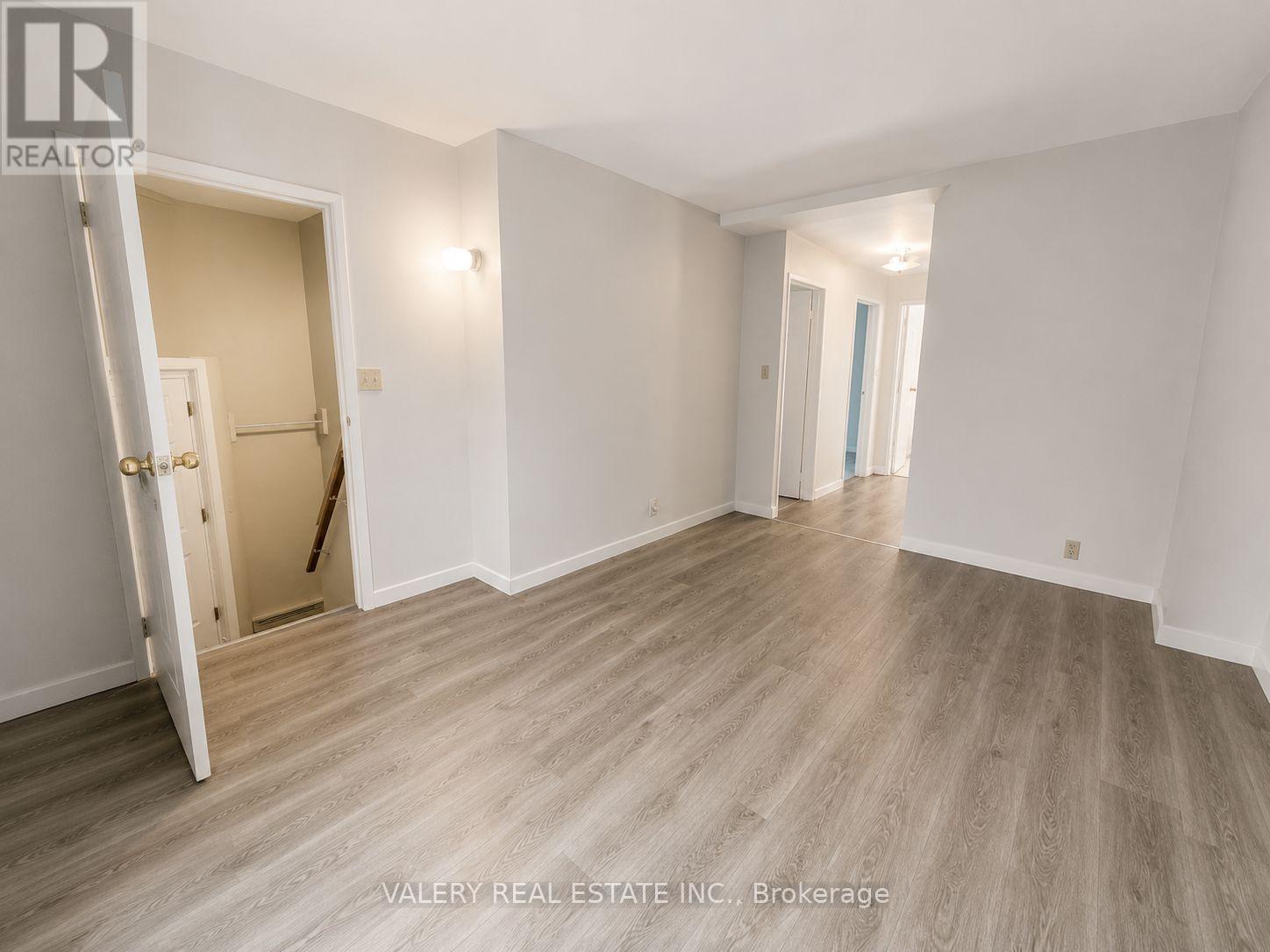 1099 Henry Ford Centre Dr Drive, Windsor, Ontario  N8Y 2T4 - Photo 13 - X13595362