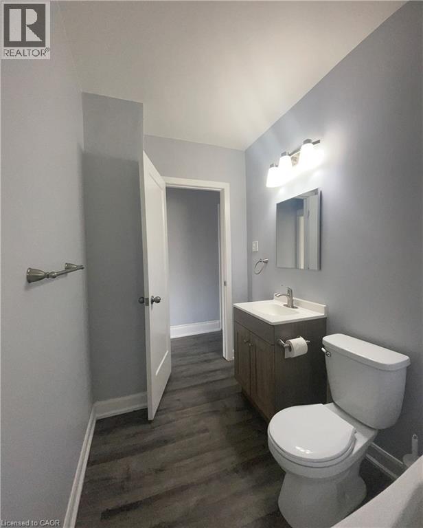 250 Weir Street N, Hamilton, Ontario  L8H 5G3 - Photo 11 - 40849813