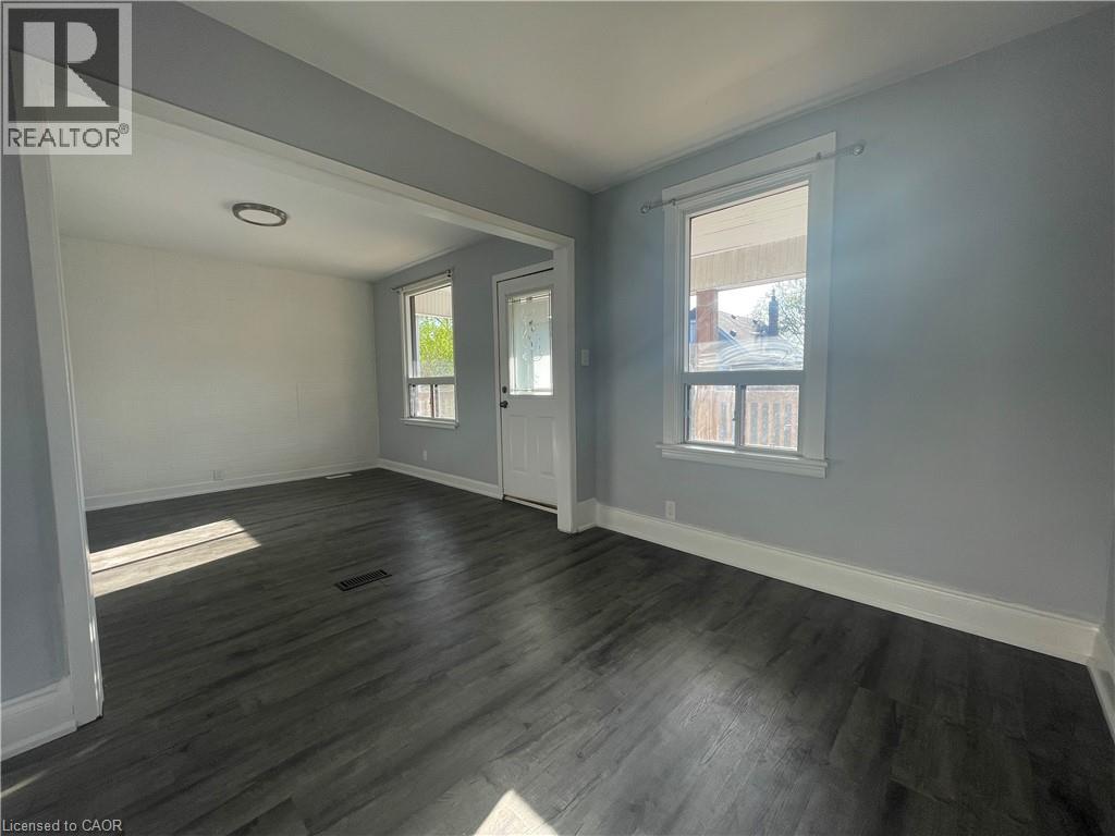 250 Weir Street N, Hamilton, Ontario  L8H 5G3 - Photo 6 - 40849813