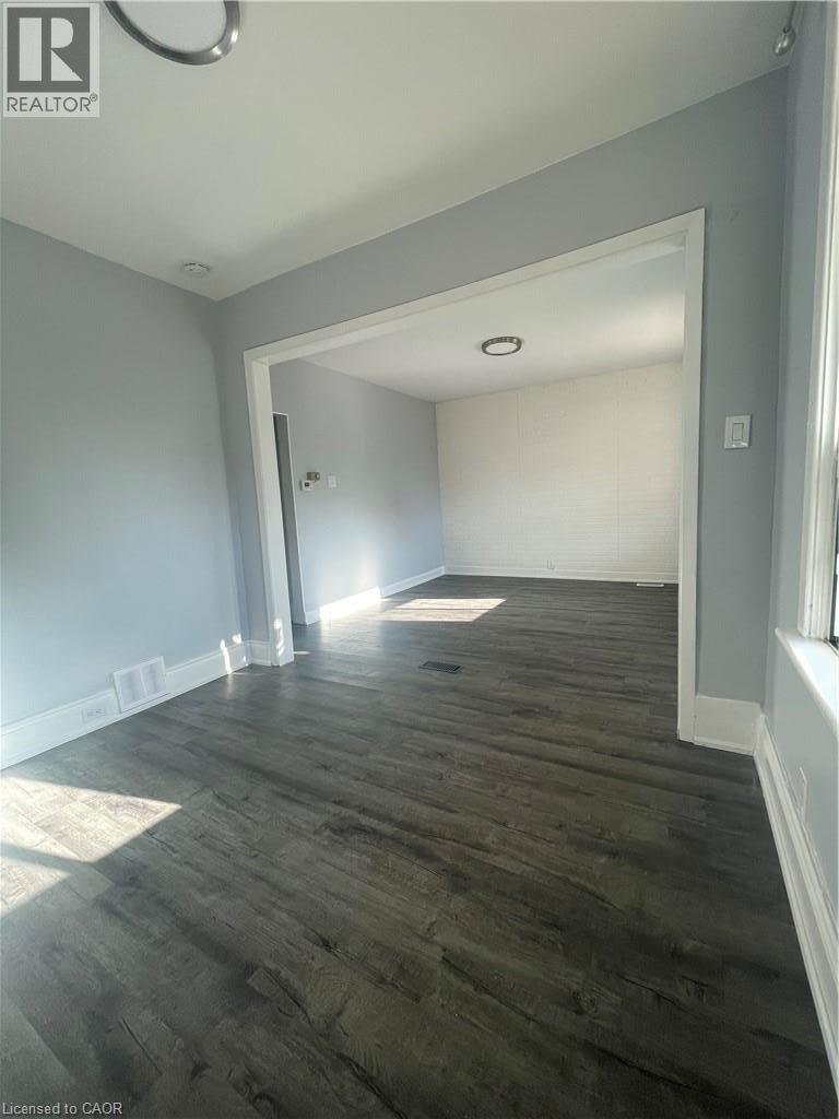 250 Weir Street N, Hamilton, Ontario  L8H 5G3 - Photo 5 - 40849813
