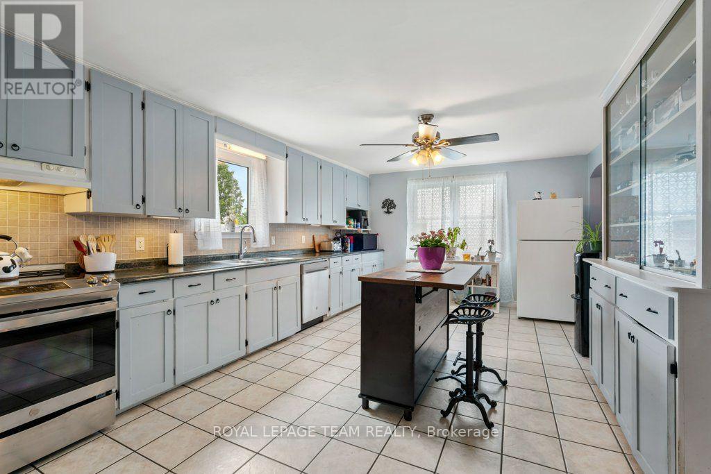 506 Victoria Street, North Dundas, Ontario  K0C 2K0 - Photo 10 - X13595444