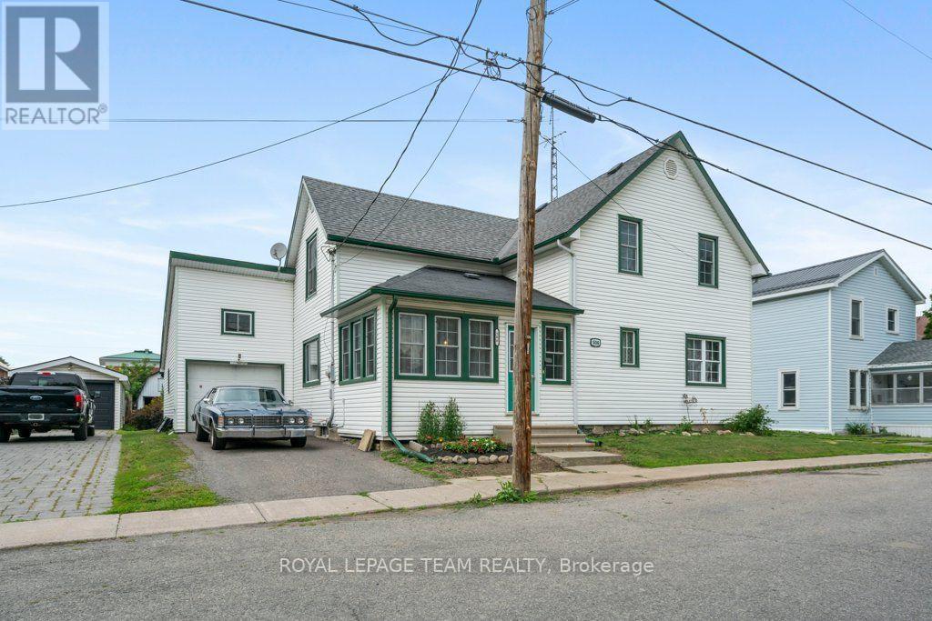 506 Victoria Street, North Dundas, Ontario  K0C 2K0 - Photo 2 - X13595444