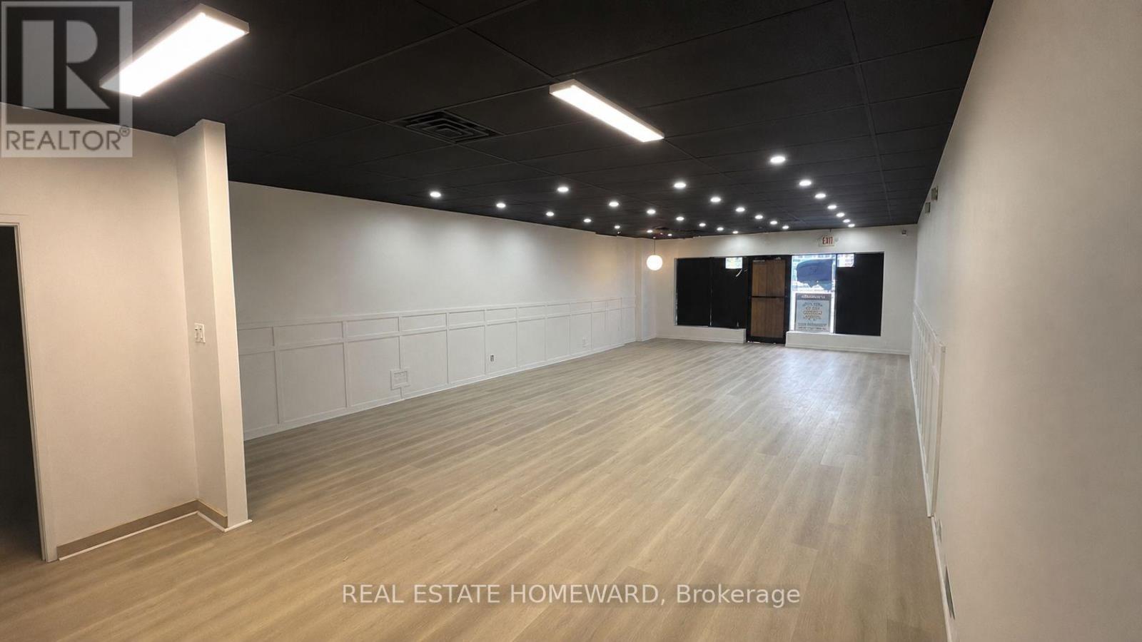 #4 - 3095 Eglinton Avenue E, Toronto, Ontario  M1J 2E9 - Photo 4 - E13595400